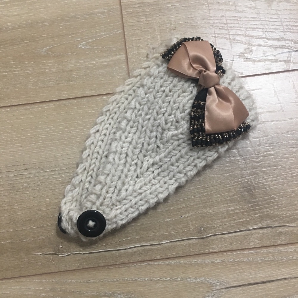 Knit headband